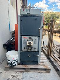 Stufa fiamma inversa unical ( legna )