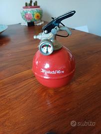 Piccolo estintore d'arredo