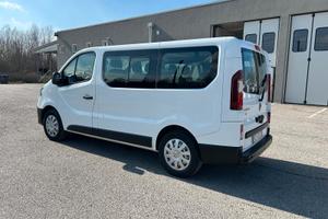 RENAULT TRAFIC 2021