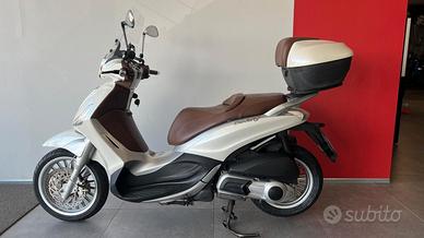 Piaggio Beverly 300 i.e.