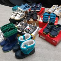 Scarpe firmate a stock per bambino. 50 Euro tutte.
