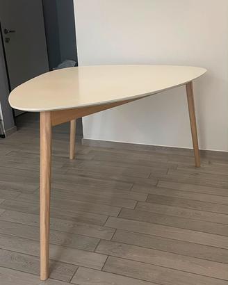 Tavolo in stile scandinavo Maisons du Monde