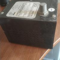 Alimentatore stabilizzato uscita 12,8 V
