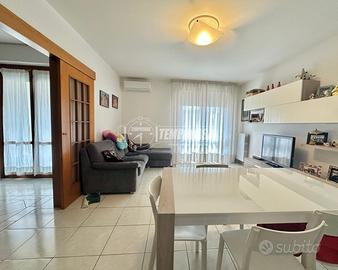 MONTESILVANO VIA ISONZO AD. ZE RIF. M44: 107MQ