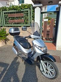 Scooter Piaggio Beverly 250 anno 2004 