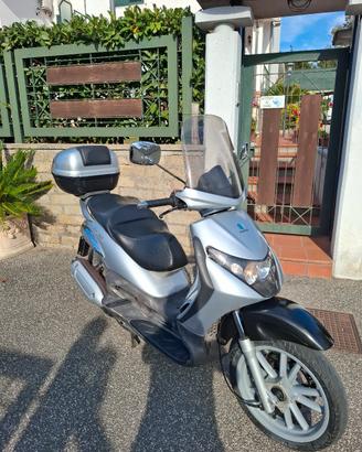 Scooter Piaggio Beverly 250 anno 2004 