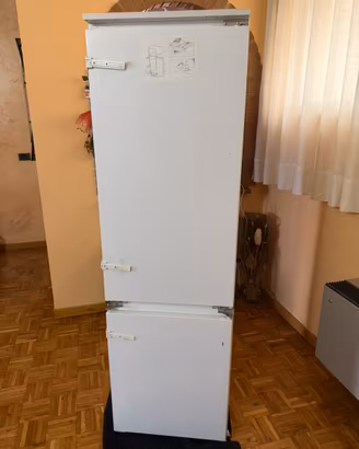 Frigorifero combinato Whirlpool ART 456/A++