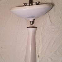 Lavabo a colonna Ideal Standard