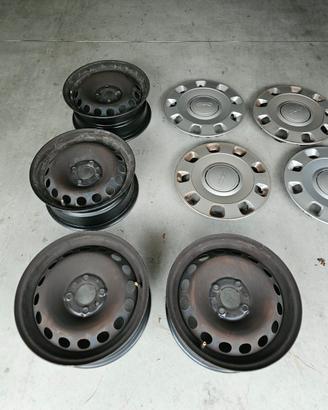 Cerchi in ferro 14" Fiat 500 Hybrid + copricerchi 