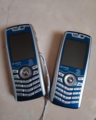 coppia cellulari vintage