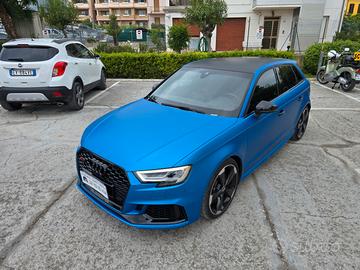 Audi - RS3 Sportback - 2.5 tfsi quattro s-tronic
