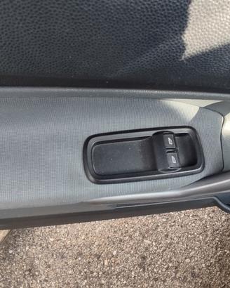 Comando vetri ant sx FORD FIESTA del 2010