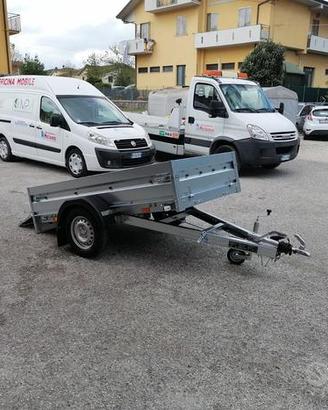 Rimorchio nuovo Cargo 220 750 kg con freni