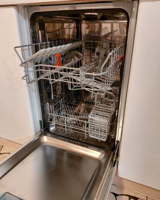 Lavastoviglie Hotpoint Ariston 45 cm