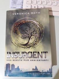 Libro Insurgent terzo libro della saga Diverge