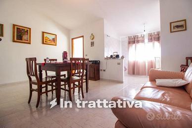 Casa indipendente di 172 m² con più di 5 locali a 