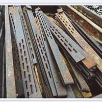 Cravatte con cunei per armatura cemento armato