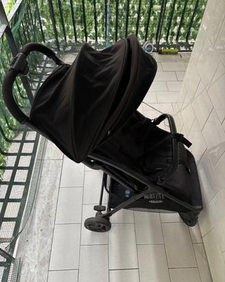 Passeggino Graco ( consegna  in zona anche di pers