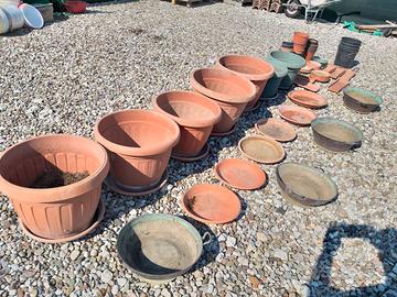 vasi in plastica varie misure