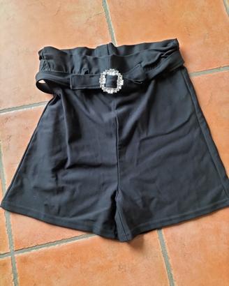 pantaloncini eleganti