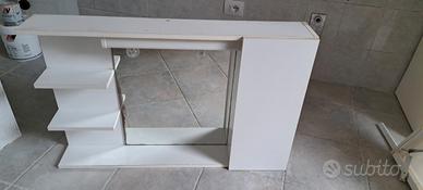 Mobiletto bagno con specchio