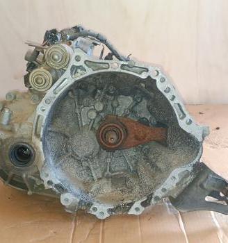 Cambio Toyota Yaris 1.4 D4D Robotizzato anno 2008