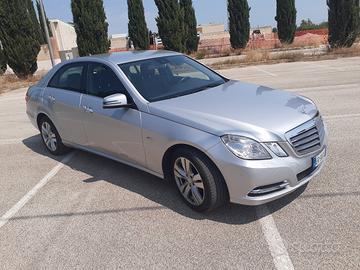 Mercedes classe E CDI blu efficiency