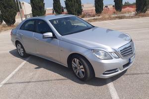 Mercedes classe E CDI blu efficiency