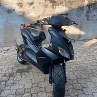 Aprilia sr 50r