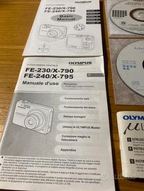 Manuali e adesivi per macchine fotografiche