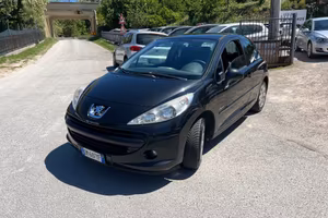 Peugeot 207 1.4 VTi 95CV 3p. ONE Line