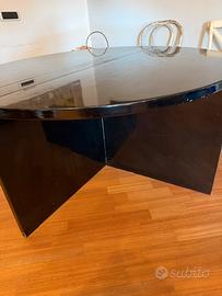 Tavolo tondo legno laccato nero