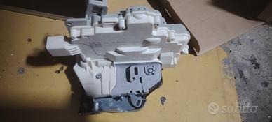 Serratura porta posteriore sx Audi A4 b8