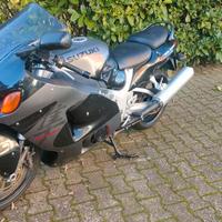 Suzuki GSX 1300 r hayabusa 