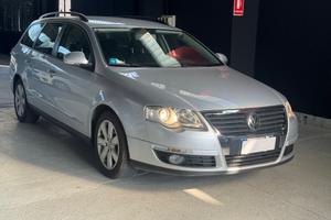 Volkswagen Passat 2.0 TDI DPF Var. Highline