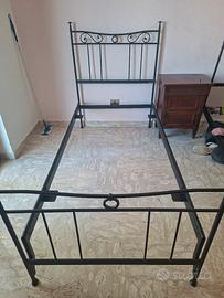 2 letti in vero ferro battuto