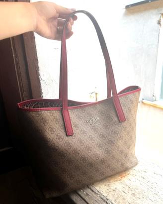 Guess Borsa