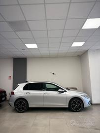 Volkswagen Golf 1.0 eTSI EVO DSG Life