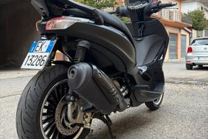 Piaggio Berverly 300 Police