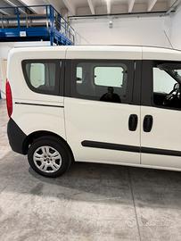 FIAT DOLBLÓ