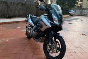 Suzuki V-Strom 1000