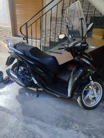 Scooter SH150 Honda 2022