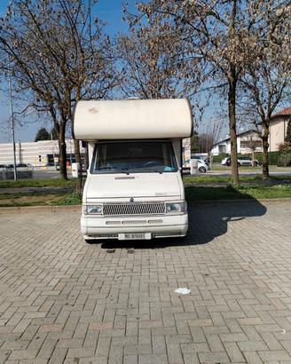 camper mansardato