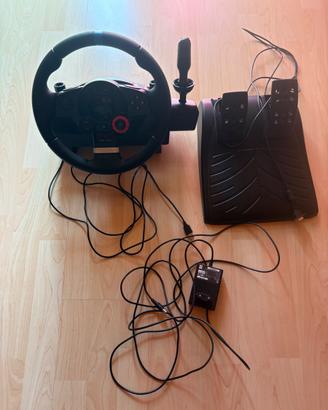 Volante logitech driving force gt per pc e ps