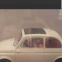 Modellino fiat 500 scala 1 24