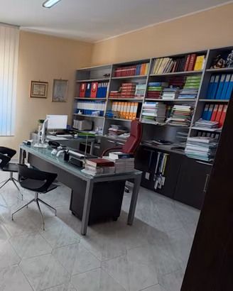 Arredamento completo ufficio professionale
