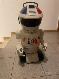 Emilio robot