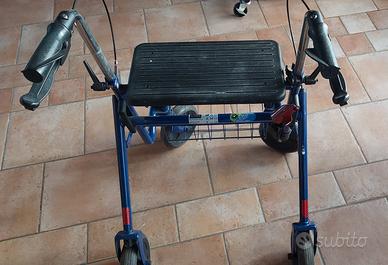 deambulatore per disabiki