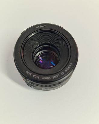 Canon EF 50 mm f/1.8 STM