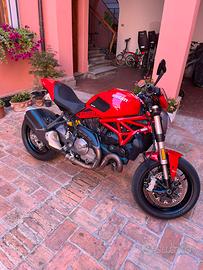 Ducati Monster 821